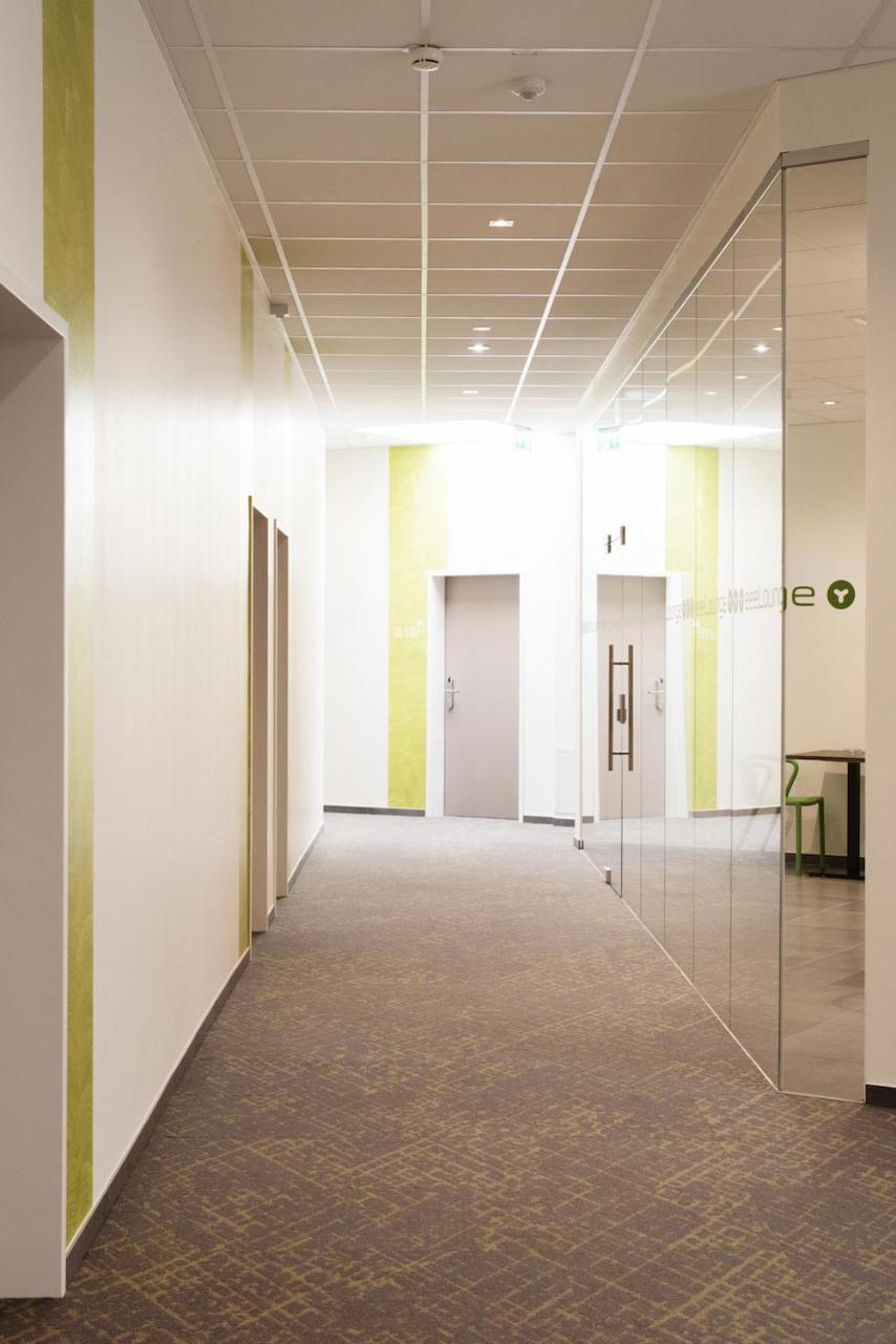 Eee Hotel Traun Esterno foto