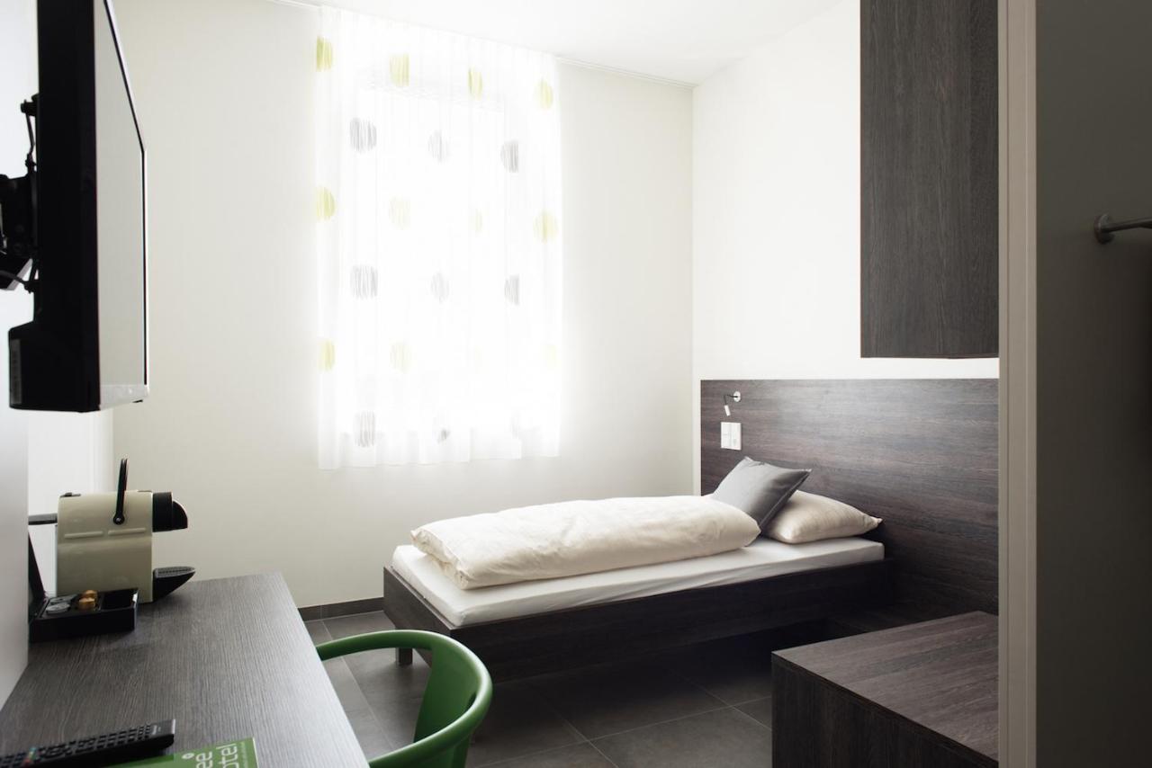 Eee Hotel Traun Esterno foto