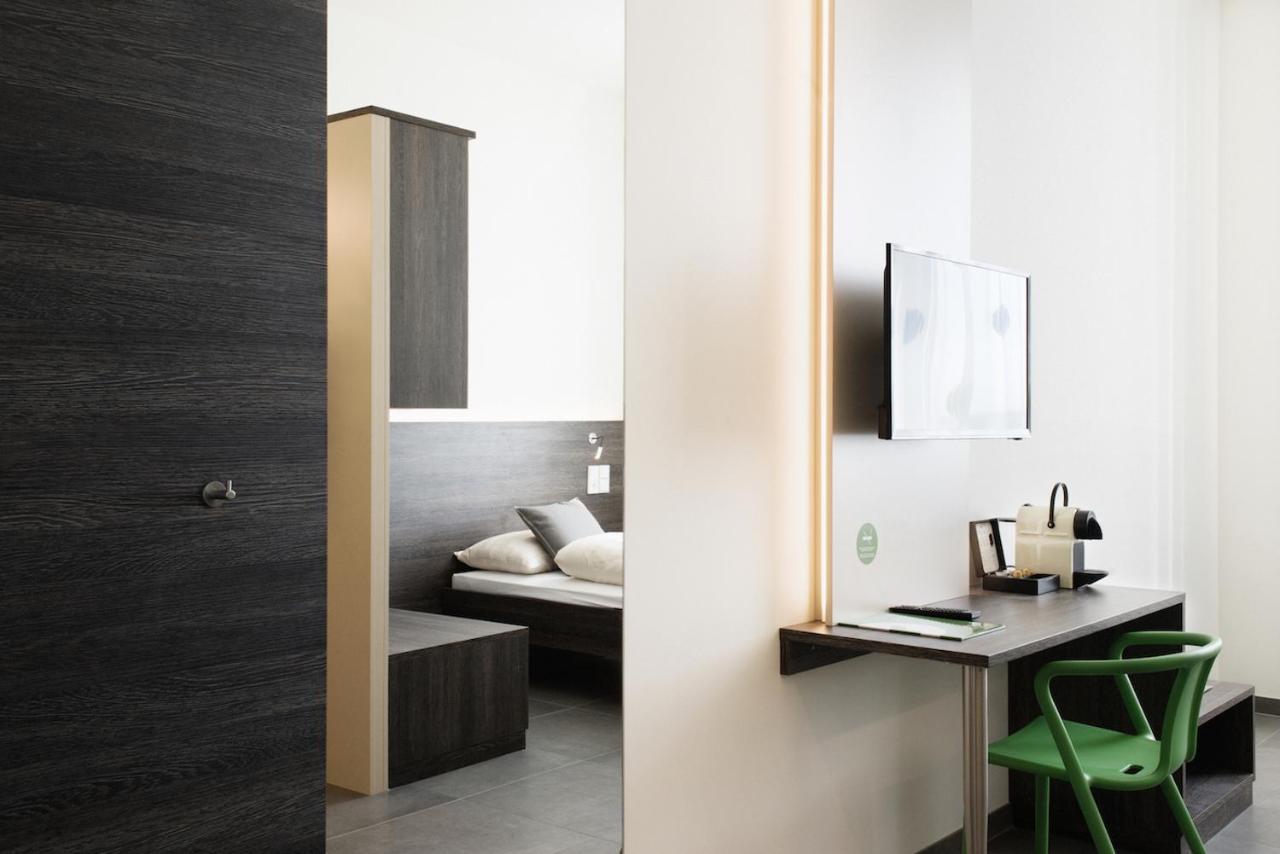 Eee Hotel Traun Esterno foto