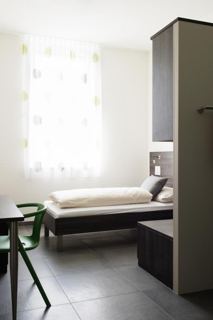 Eee Hotel Traun Esterno foto